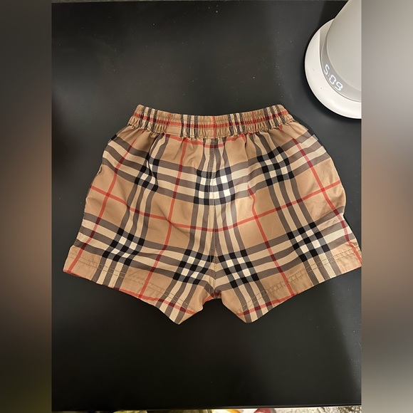 Authentic Burberry swim trunks baby - Picture 2 of 3